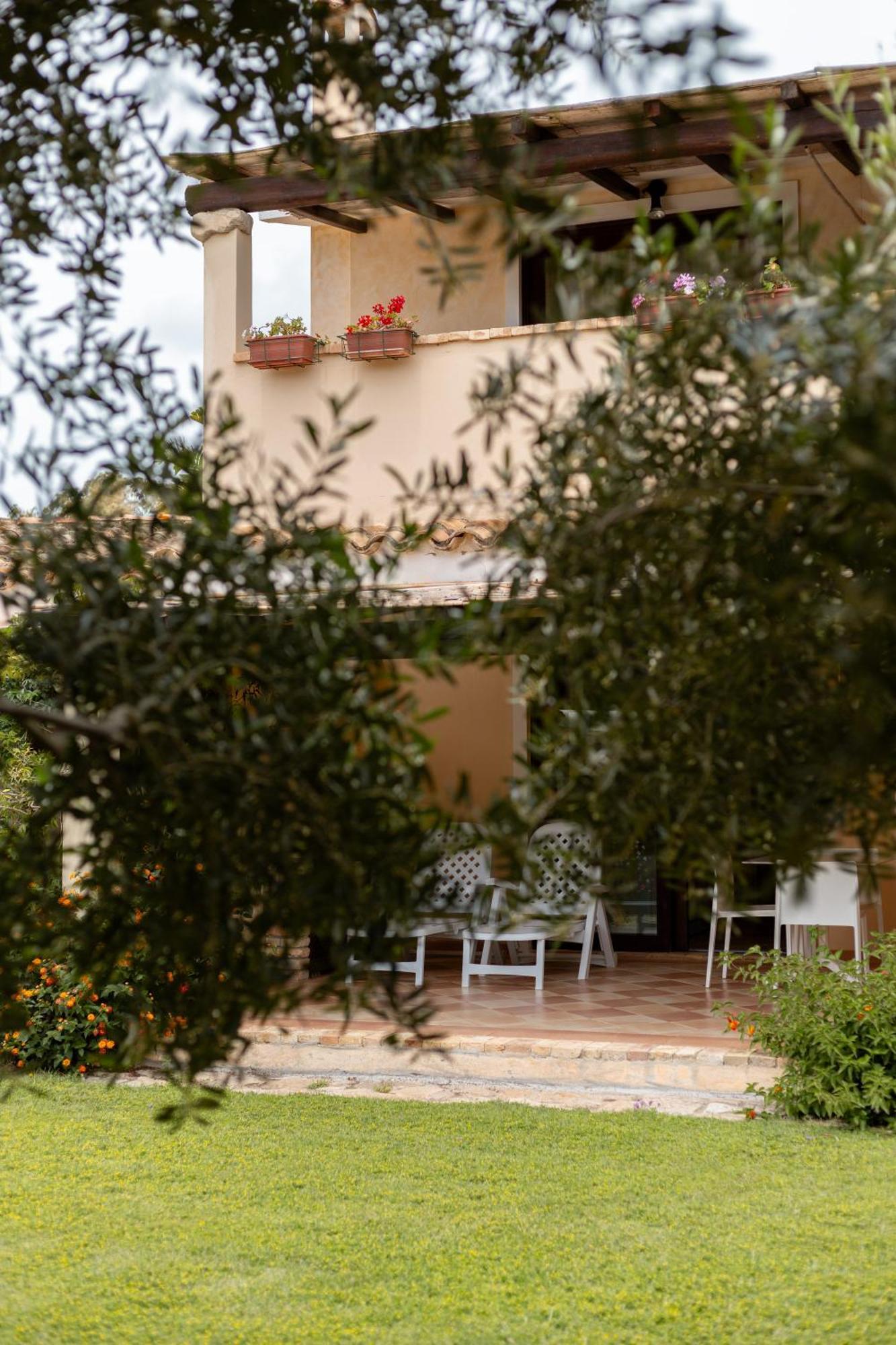 Porto Giunco Residence Villasimius Eksteriør bilde