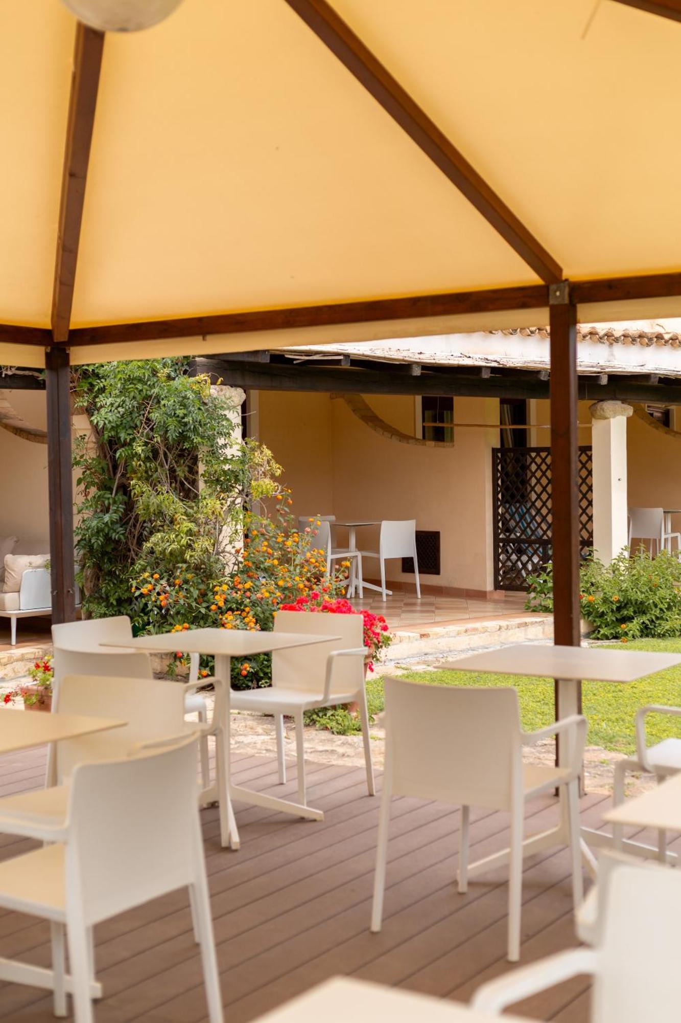 Porto Giunco Residence Villasimius Eksteriør bilde